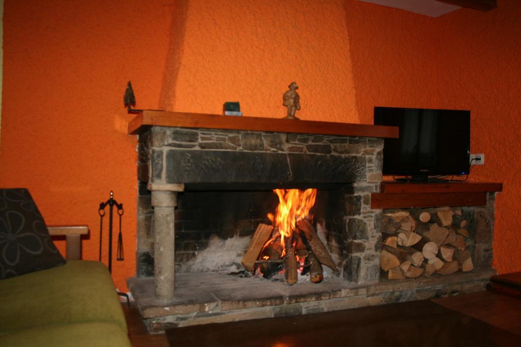 Apartamentos Rurales Les Barnedes Molló Extérieur photo